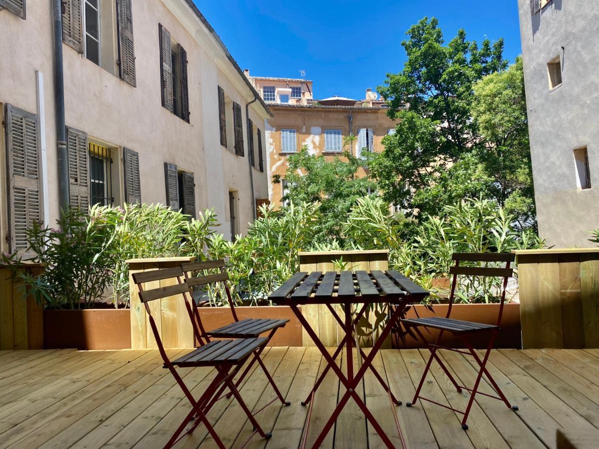 Les Suites Du Cours & Spa Aix-en-Provence Ngoại thất bức ảnh